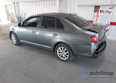 2010 Volkswagen Jetta Limited Edition from USA, damaged, VIN 3VWRX7AJ9AM131068